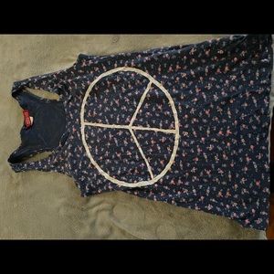 Peace sign tank top